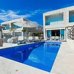 Lantana Casa de Férias *